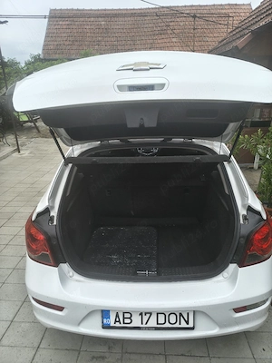 Vând Chevrolet Cruze  - imagine 6