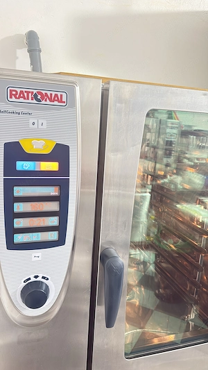 Vand cuptor Rational SCC cu 10 tavi