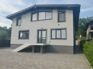 De vanzare imobil nou  (spatiu comercial + spatii de locuit) - imagine 4