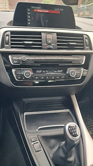 BMW 116i Sport Line - imagine 7