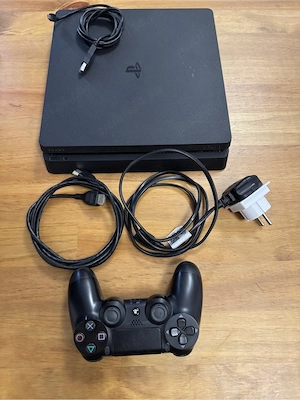 PS4 Slim 500GB + 1 Controller + 12 Jocuri