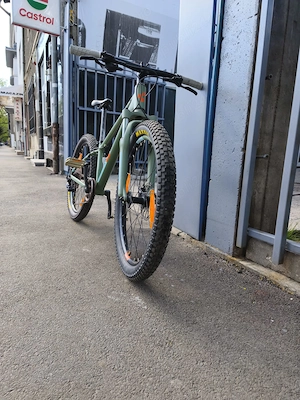 Vand bicicleta