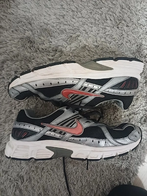nike xcelerate vintage