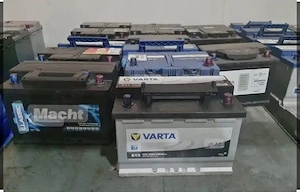 vand baterii auto