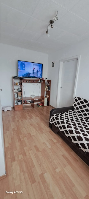 Apartament 3 camere de vânzare   Strada Crizantemelor, Rahova - imagine 3