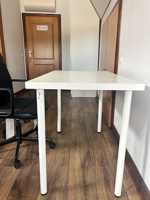 Birou și picioare de la IKEA