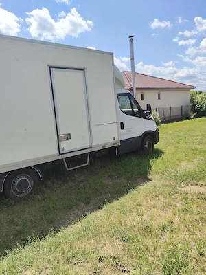 Iveco 2018 max 3.5t cu lift pe firma , se vinde cu factura. - imagine 2