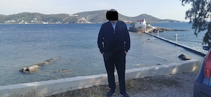Greek gentleman needs an openminded lady to travel with her in Thessaloniki