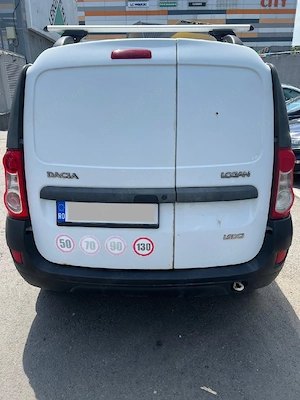 Dacia Logan VAN - 2011, motor 1.5 dCi - imagine 4