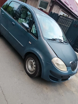 Vând Lancia Musa an stare buna  - imagine 2