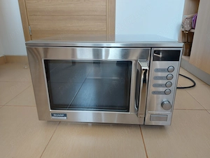 Cuptor microunde Sharp 2100W R-250AM