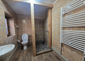 Casa renovata semi-independentă energetic   - imagine 10