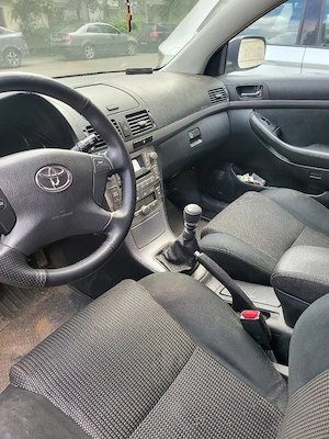 Toyota avensis  - imagine 5