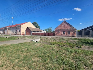 Casa de vanzare