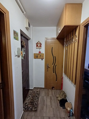 Vând apartament 3 camere  - imagine 5