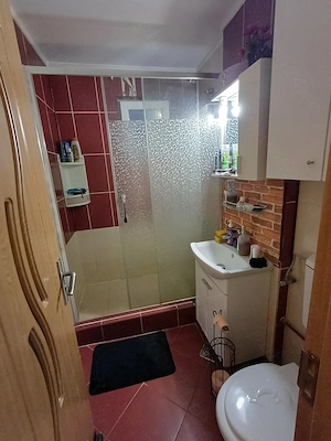 Vând apartament 3 camere  - imagine 9