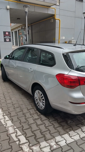 Opel astra j 1,7 cdti sport tourer  - imagine 3