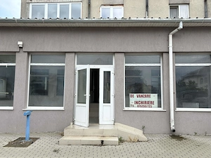 Apartament spațios de vânzare   120 mp