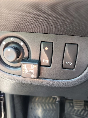 Vând Sandero Stepway cu GPL - imagine 9