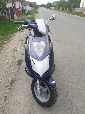 Vând Aprilia Sonic