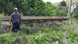 Stâlpi de curent din beton