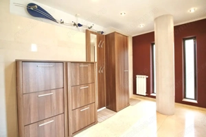 PIPERA OMV-VILA 328 MP, CU GRADINA SUPERBA, TERASA INCHISA SI GARAJ, 0% COMISION - imagine 11