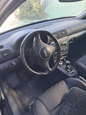 Audi A3 din 2002 - imagine 3
