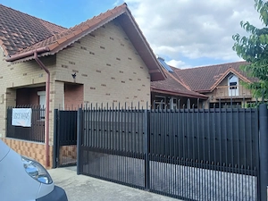 Casa de vanzare