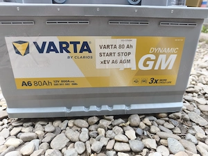 Vând baterie auto start stop