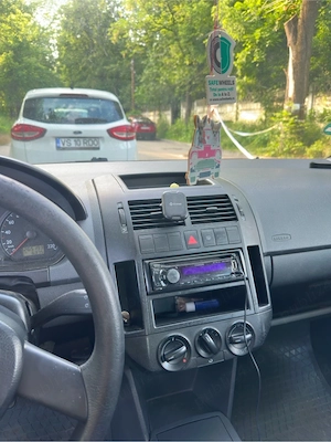 Volkswagen Polo 2003   1.2 Benzină   2 uși 1500   negociabil - imagine 5
