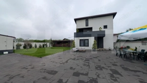 Casa de vanzare, 300 mp, zona Sud - imagine 2