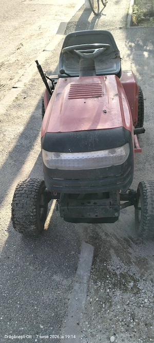 Tractoraș de gazon  - imagine 2
