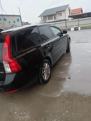 Vând Volvo V 50  2009 - imagine 2