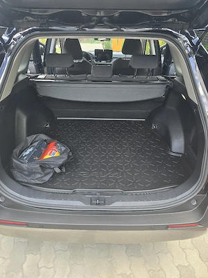 Toyota RAV4 Dynamic AWD 2.5 Hybrid | 10.800 km | 01 2026 | Garantie | Set anvelope noi - imagine 7