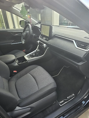 Toyota RAV4 Dynamic AWD 2.5 Hybrid | 10.800 km | 01 2026 | Garantie | Set anvelope noi - imagine 5