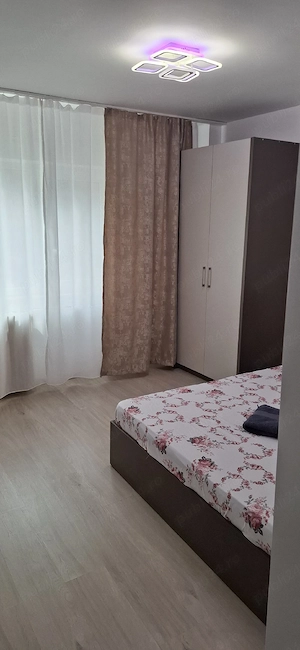 inchiriez apartament etaj 1 ultra central - imagine 3