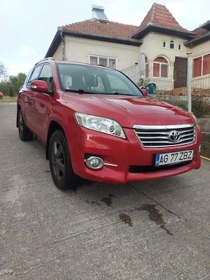 Toyota RAV4 2.2 D-4D 4x4 - 2011 - proprietar - Import Germania 2023 - imagine 2