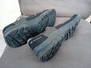 adidași quechua barbati marime 43 purtati doar odată 