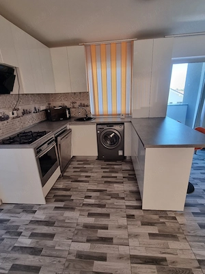Apartament de închiriat în Giarmata vii 