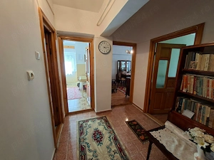 Vand apartament 2 camere - imagine 2