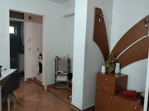 apartament 2 camere decomandat zona 300 - imagine 7