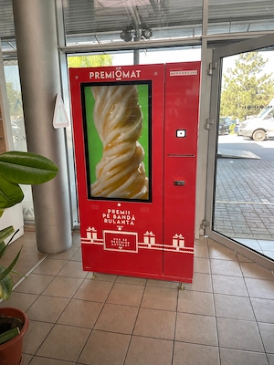 5 vendomate automate vending cu touchscreen și refrigerare   pentru vending custom, sampling,