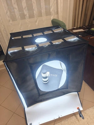 Cub Softbox Foto Produs HAKUTATZ 60x60cm + LED + 4 Fundaluri