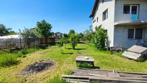 Casă spațioasă cu terase panoramice și curte mare - imagine 5