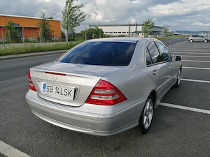 Mercedes C220 CDI AVANGARDE 94200km - imagine 4