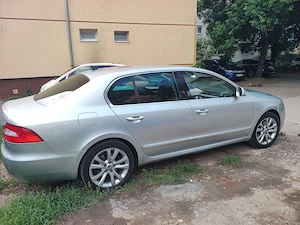 Vând Skoda Superb  - imagine 3