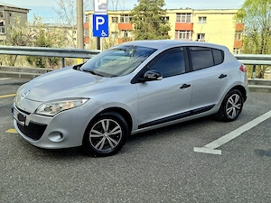 Renault Megane 3 2010 proprietar 1. 5 dci 90 cp - imagine 2