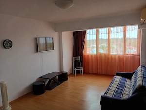 Vand apartament 2 camere semidecomandat 