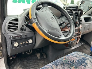 Mercedes Benz Sprinter 18 locuri - imagine 6
