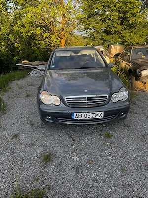 Mercedes 2.2 2005 - imagine 6